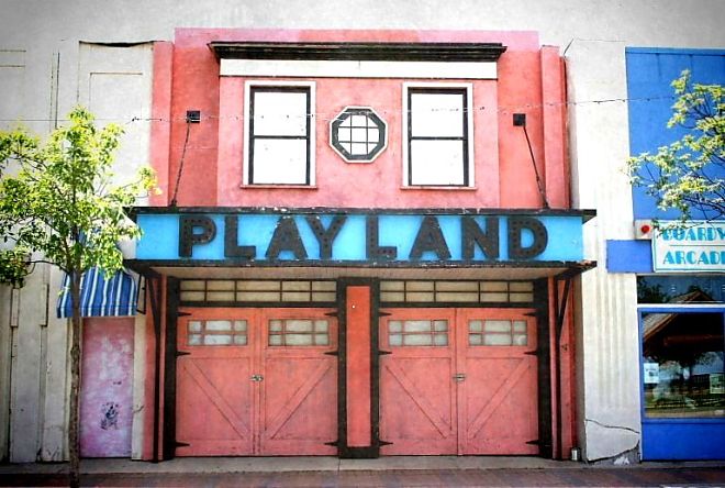 playland logo