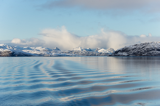 aamora_PeterVoigt-By_Boat_to_Ilulissat__Greenland-2_-_hamburgersund_landscape_1_by_peter_voigt