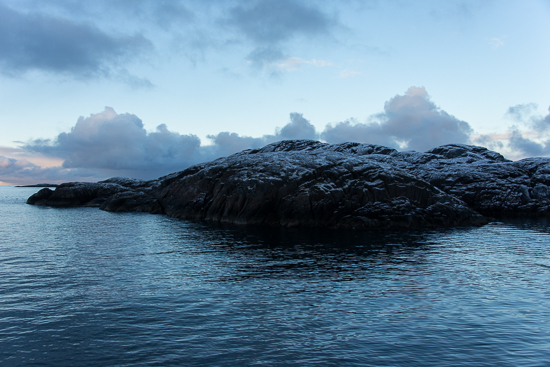 aamora_PeterVoigt-By_Boat_to_Ilulissat__Greenland-4_-_hamburgersund_landscape_3_by_peter_voigt