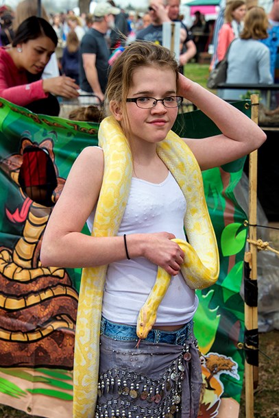 Girl_with_Snake_-_Charles_R._Rushton